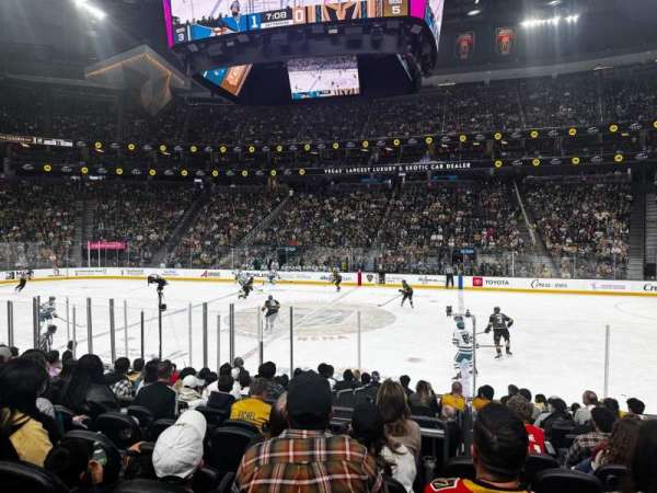 T-Mobile Arena, section: 16, row: G, seat: 13