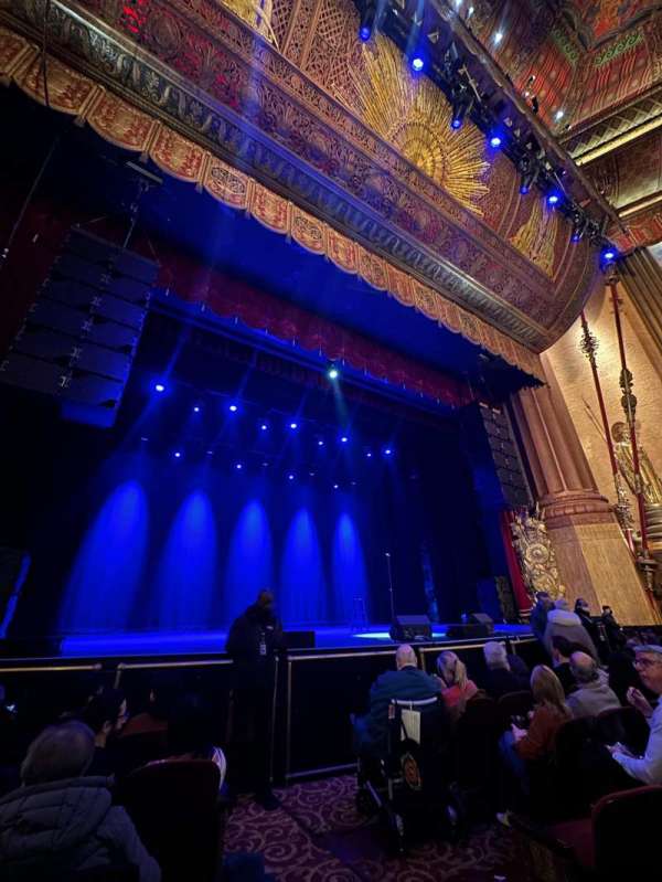 Beacon Theatre, section: Orchestra 1, row: A, seat: 1