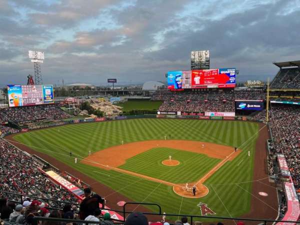 Angel Stadium, section: 417, row: H, seat: 3