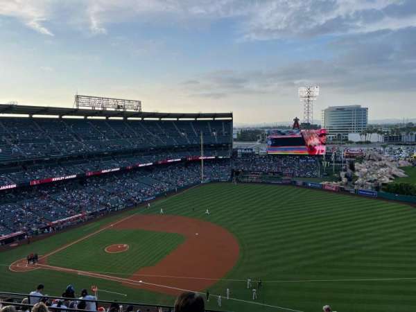 Angel Stadium, section: 530, row: F, seat: 22