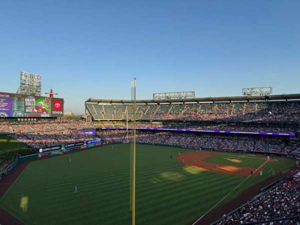 Angel Stadium, section: 404, row: E, seat: 6