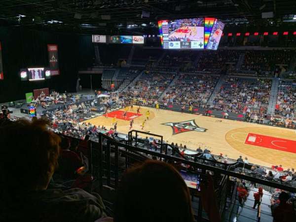 Michelob Ultra Arena, section: 208, row: E, seat: 2
