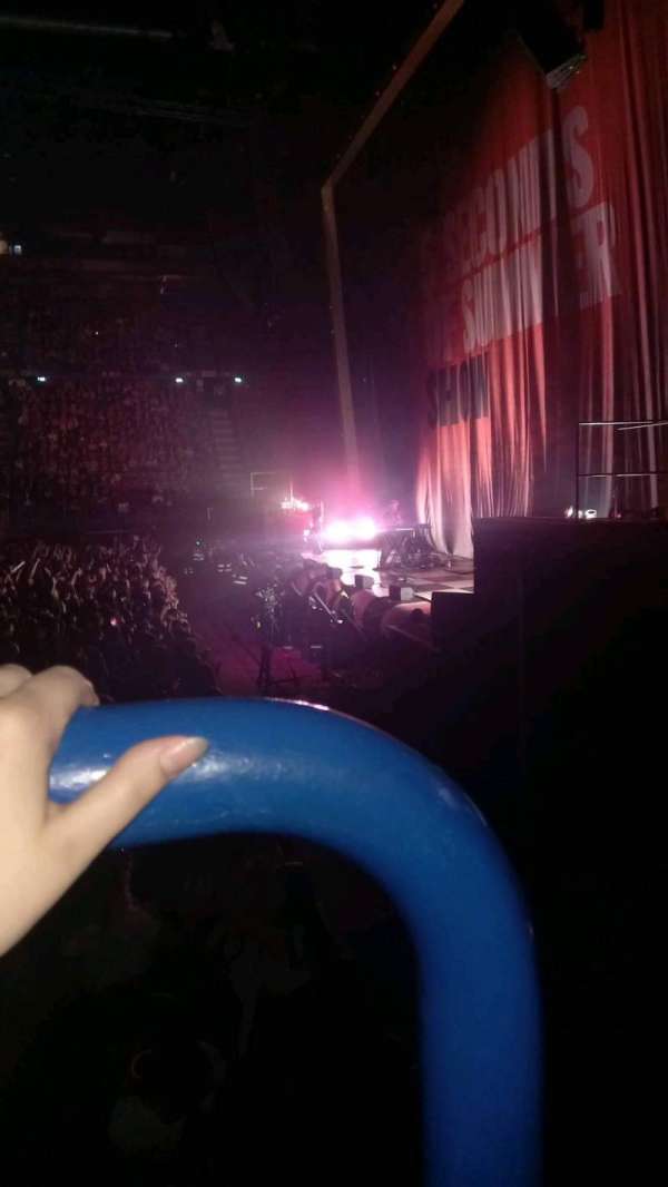 Unipol Forum, section: b19, row: 1, seat: 11