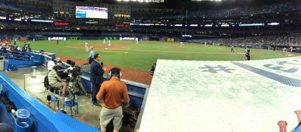 Rogers Centre, section: 126R, row: 8, seat: 4