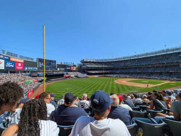 Yankee Stadium, section: 230, row: 9, seat: 12