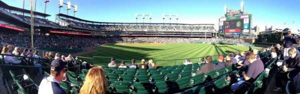 Comerica Park, section: 105, row: H, seat: 17