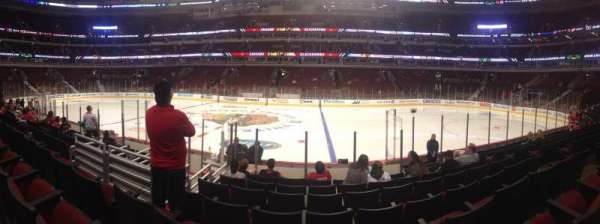 United Center, section: 122, row: 9, seat: 7