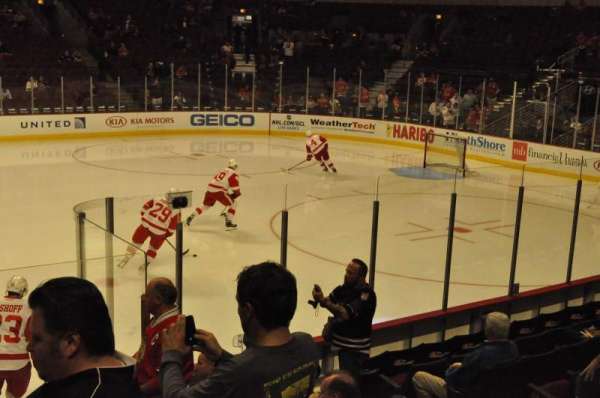 United Center, section: 122, row: 9, seat: 7