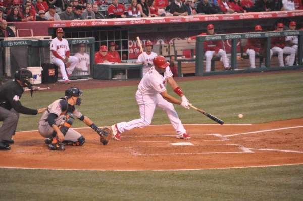 Angel Stadium, section: 124, row: L, seat: 11