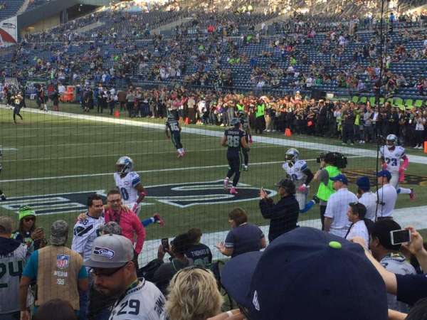 Lumen Field, section: 122, row: E, seat: 8