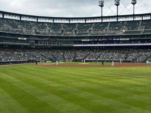 Comerica Park, section: 104, row: B, seat: 6