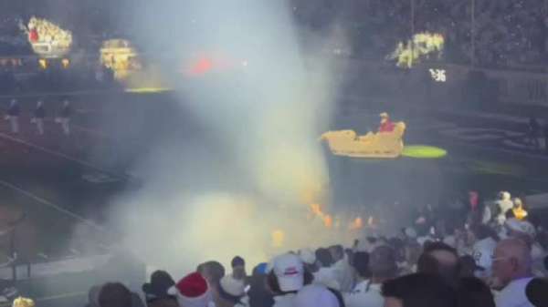 U.S. Bank Stadium, section: V2, row: 16, seat: 16