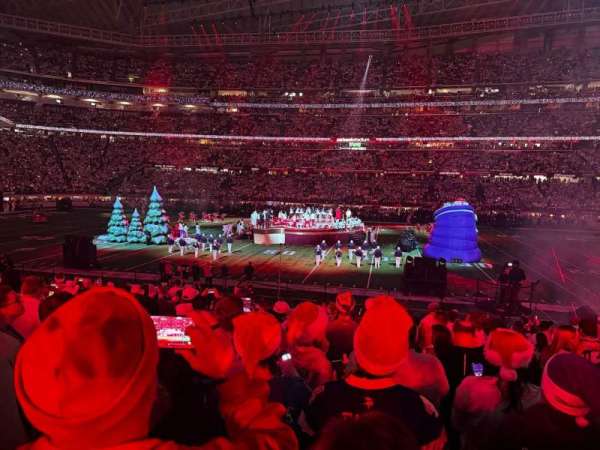 U.S. Bank Stadium, section: V2, row: 16, seat: 16