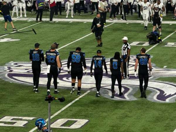 U.S. Bank Stadium, section: V2, row: 16, seat: 16