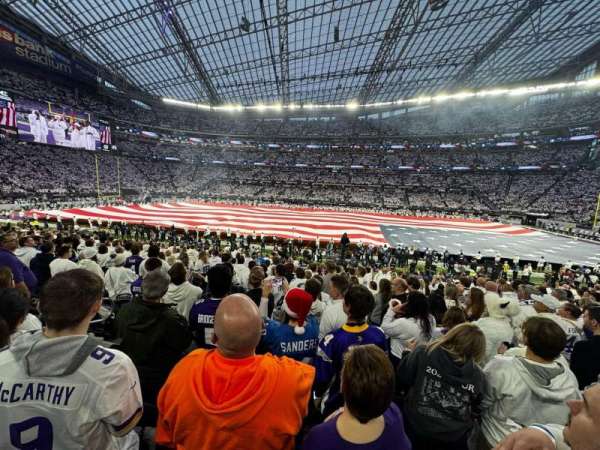 U.S. Bank Stadium, section: V2, row: 16, seat: 16