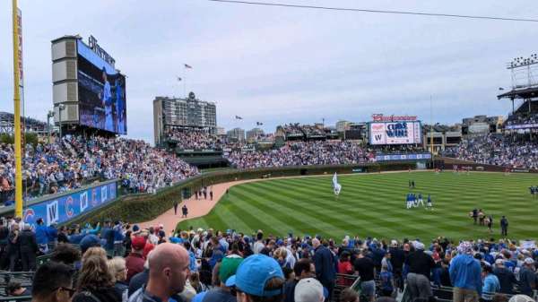 Wrigley Field, section: 204, row: 7, seat: 3