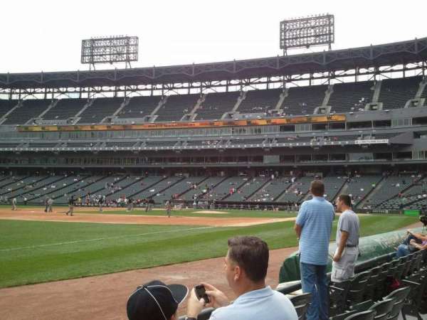 Rate Field, section: 147, row: 3, seat: 8