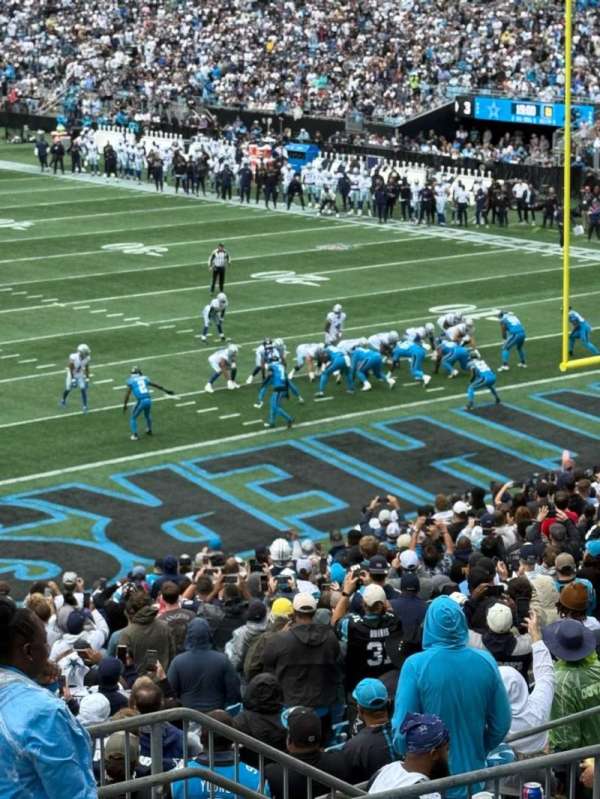 Bank of America Stadium, section: 233, row: 8, seat: 2