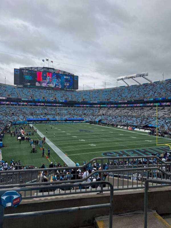 Bank of America Stadium, section: 233, row: 8, seat: 2