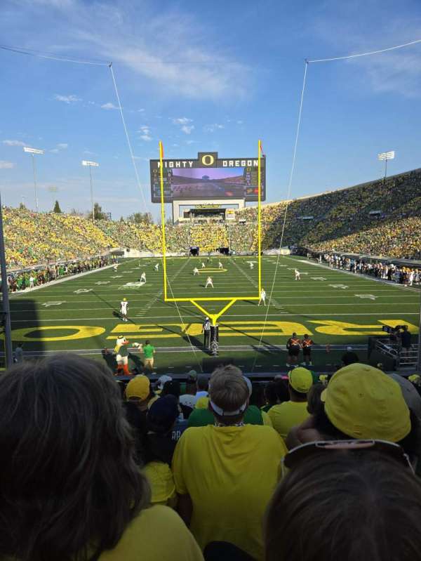 Autzen Stadium, section: 1, row: 20, seat: 12