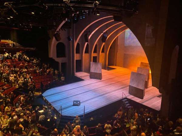 Vivian Beaumont Theater, section: Loge R, row: B, seat: 506