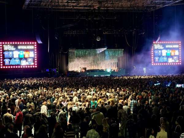 Utilita Arena Birmingham, section: 8 Lower, row: P, seat: 323