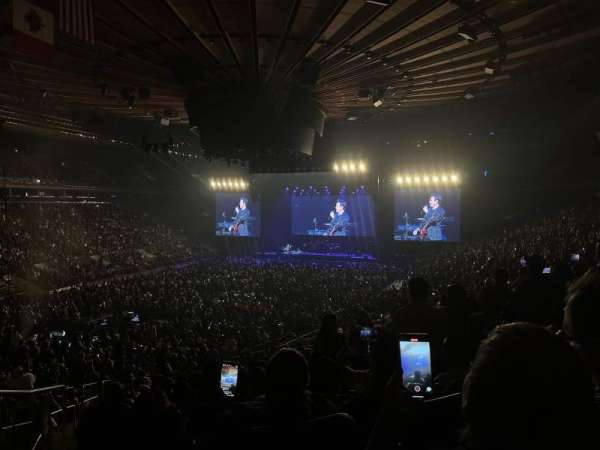 Madison Square Garden, section: 104, row: 22, seat: 1