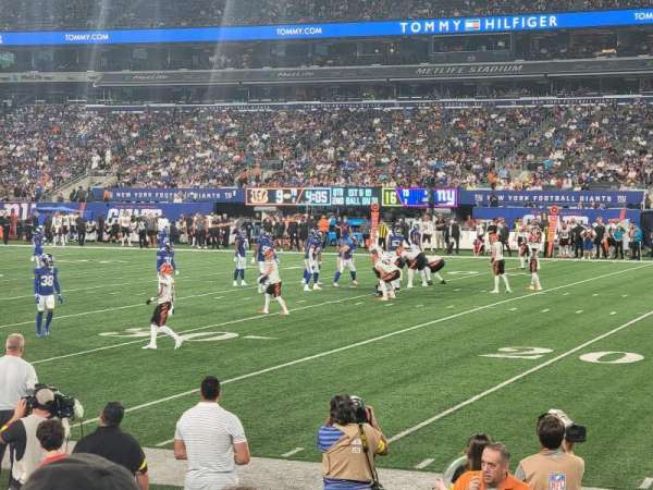 MetLife Stadium, section: 110, row: 5, seat: 11