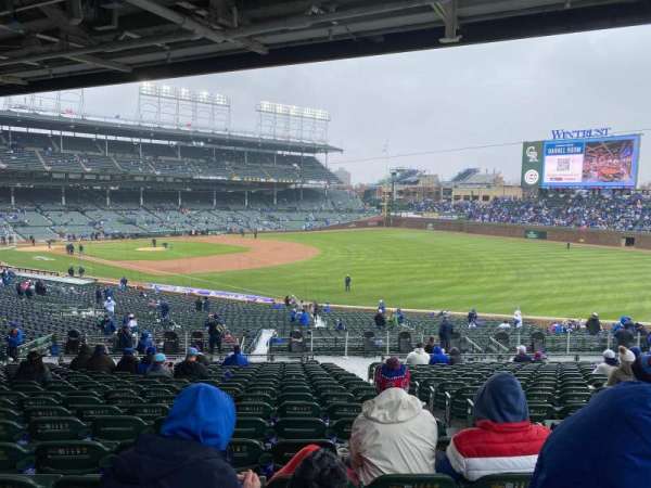 Wrigley Field, section: 230, row: 19, seat: 19