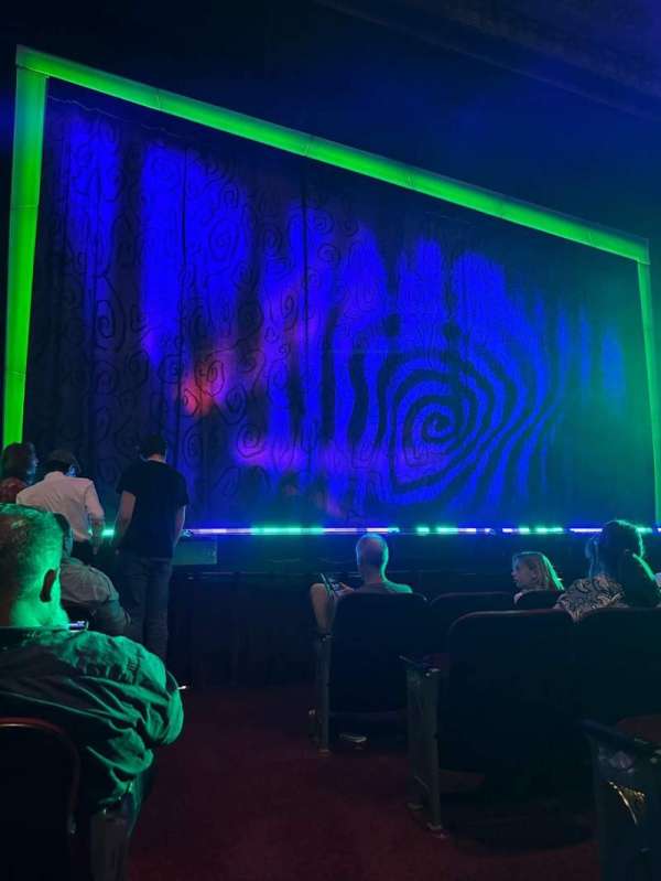 Hollywood Pantages Theatre, section: Orchestra C, row: E, seat: 301