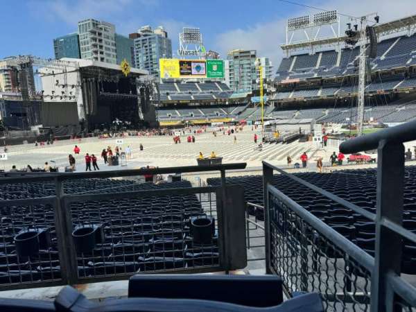 Petco Park, section: 118, row: 28, seat: 1