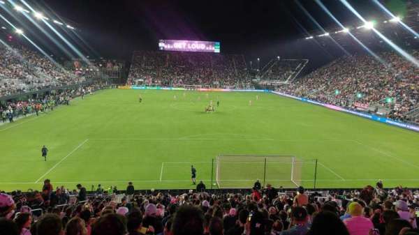 Chase Stadium, section: 125, row: 22, seat: 14