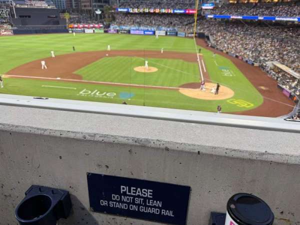 Petco Park, section: 206, row: 1, seat: 4