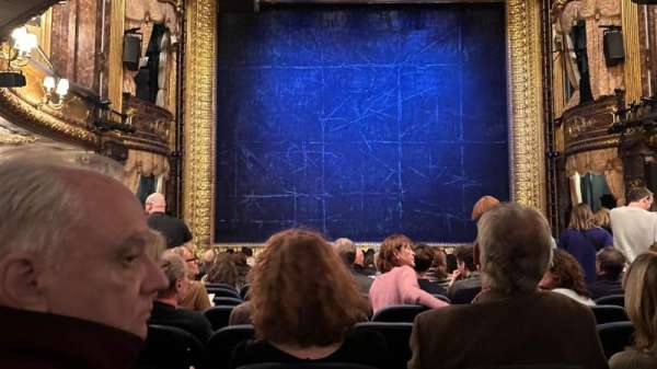 Theatre Royal Haymarket, section: Stalls, row: R, seat: 11