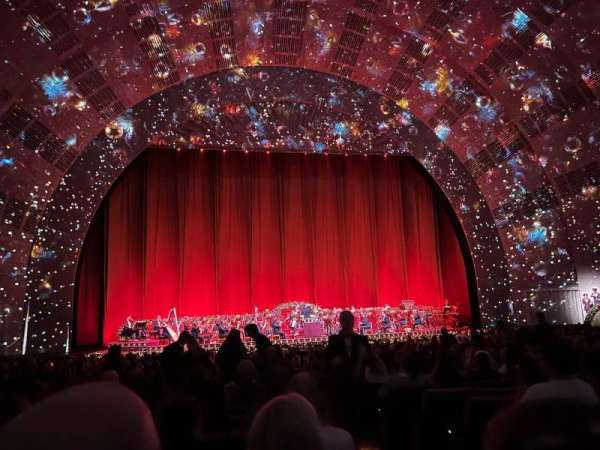 Radio City Music Hall, section: Orchestra 5, row: B, seat: 505