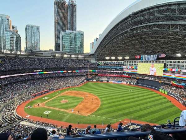Rogers Centre, section: 515, row: 14, seat: 11