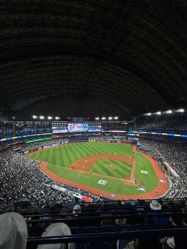 Rogers Centre, section: 527, row: 8, seat: 11