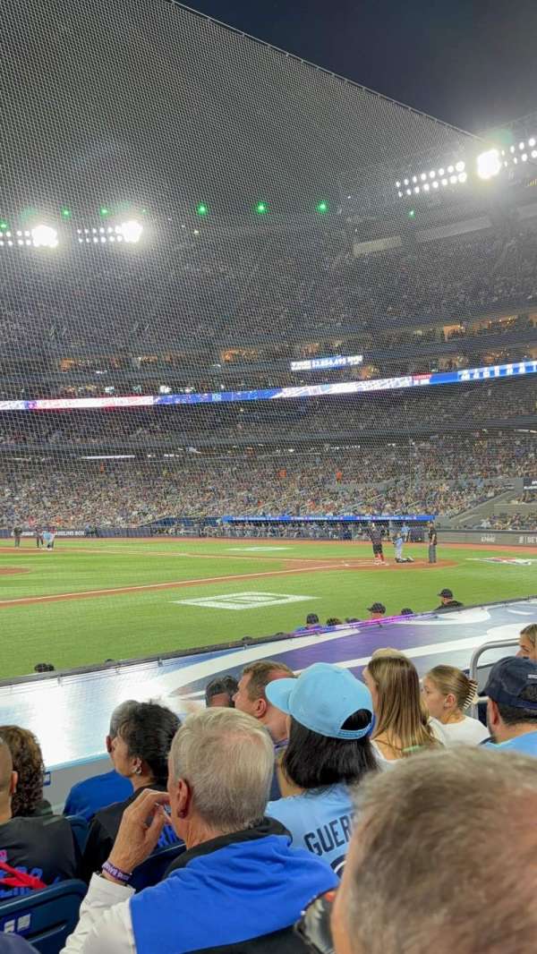 Rogers Centre, section: 32, row: 5, seat: 8