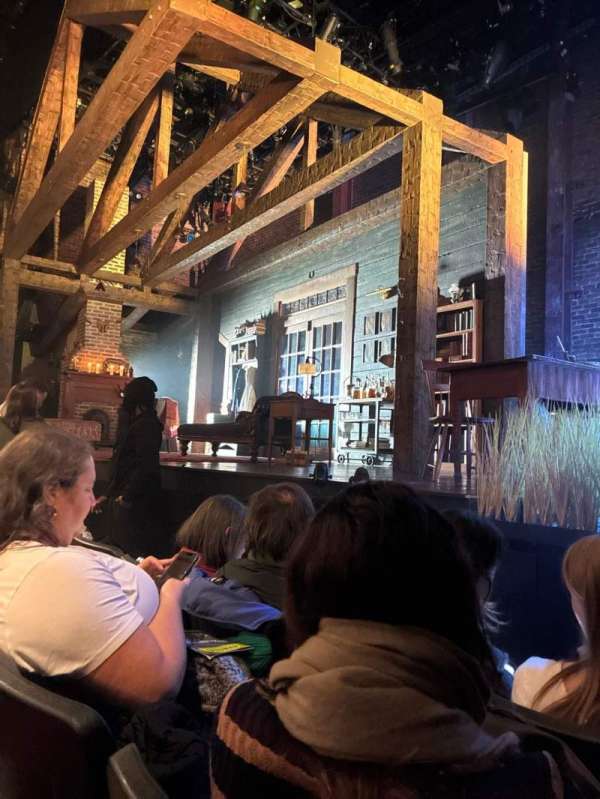 Minetta Lane Theatre, section: Orch, row: D, seat: 8
