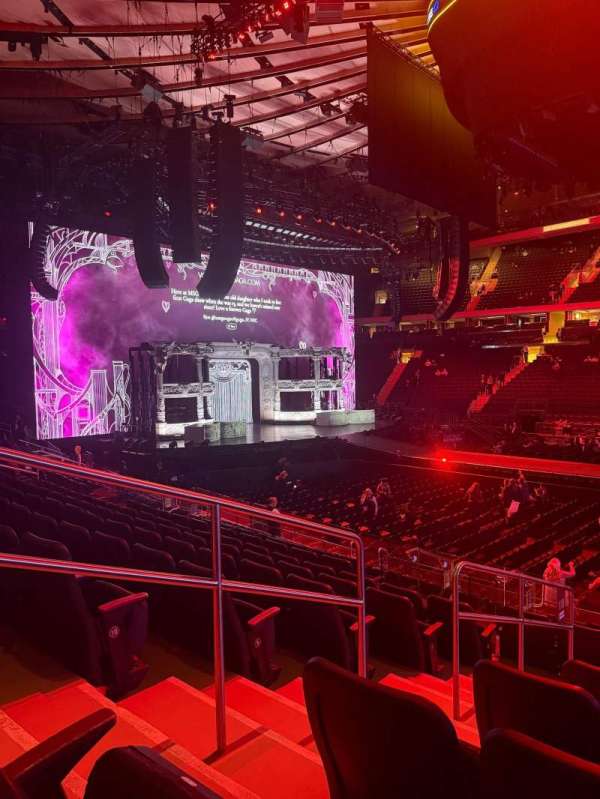Madison Square Garden, section: 118, row: 12, seat: 3