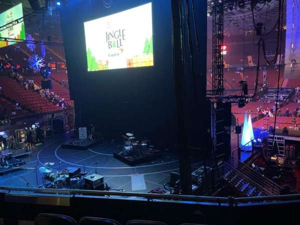 Kia Forum, section: 121, row: 9, seat: 3