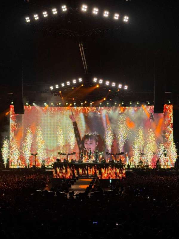 The O2, London, section: 107, row: N, seat: 208