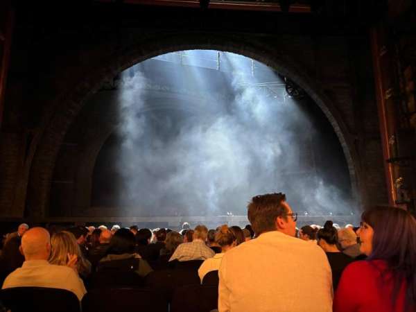 Lunt-Fontanne Theatre, section: Orchestra C, row: M, seat: 106