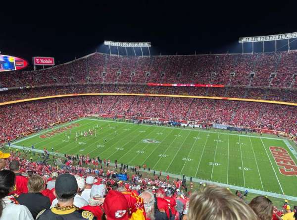 Arrowhead Stadium, section: 322, row: 22, seat: 2