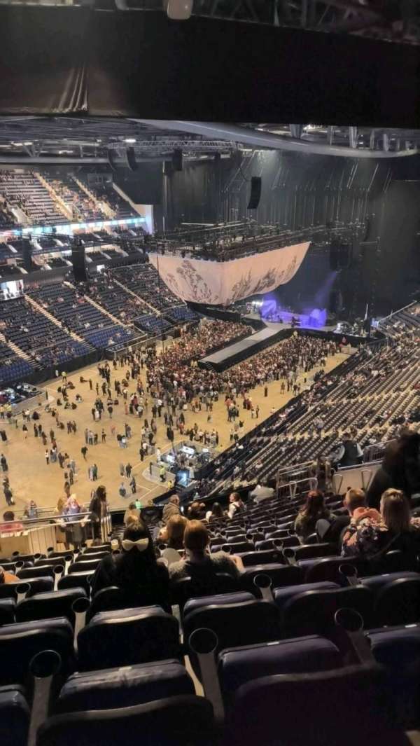 The O2, London, section: 415, row: R, seat: 810
