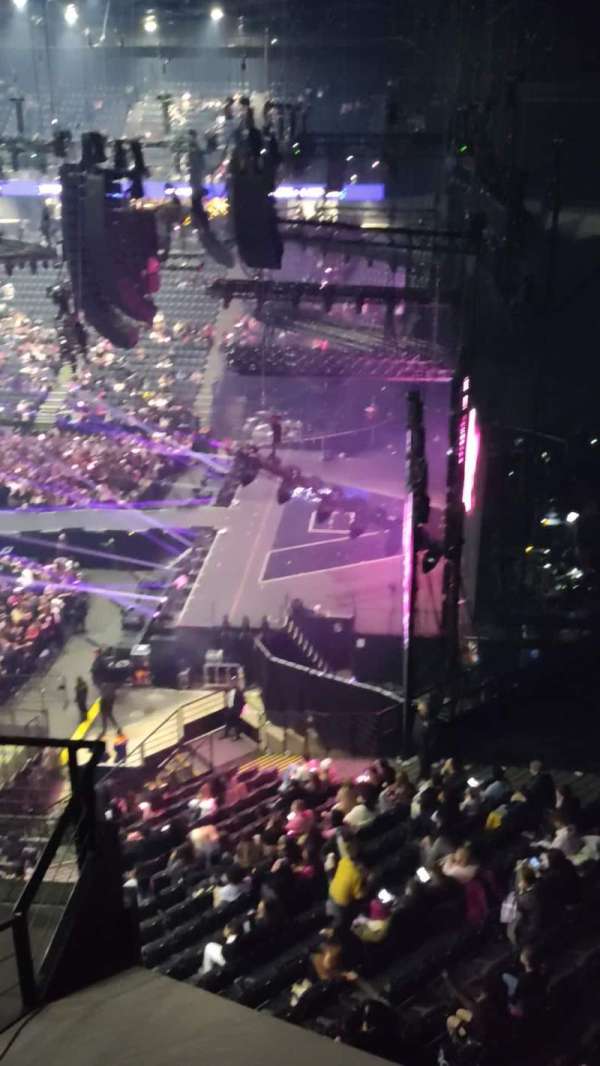 Accor Arena, section: Balcon G, row: 87, seat: 28