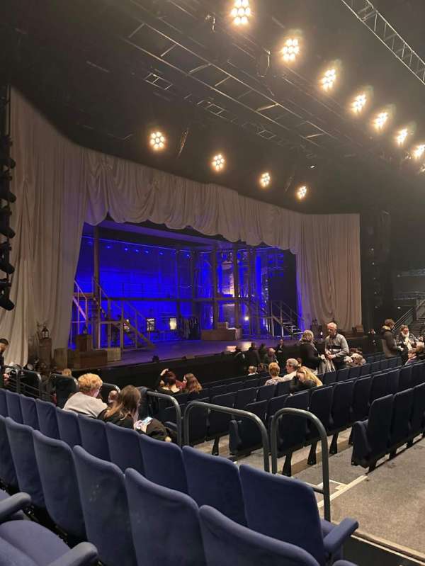 Dôme de Paris, section: B, row: 4, seat: 13