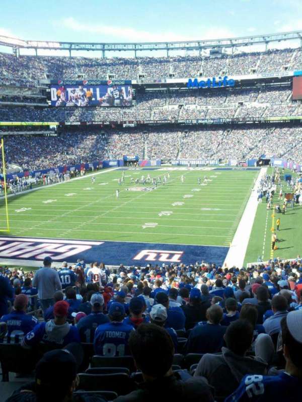 MetLife Stadium, section: 123, row: 41, seat: 28