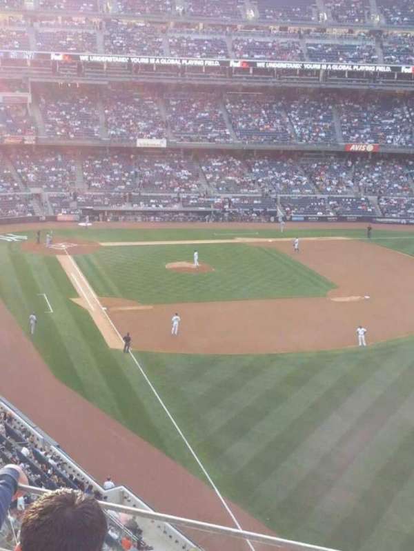 Yankee Stadium, section: 308, row: 3, seat: 12
