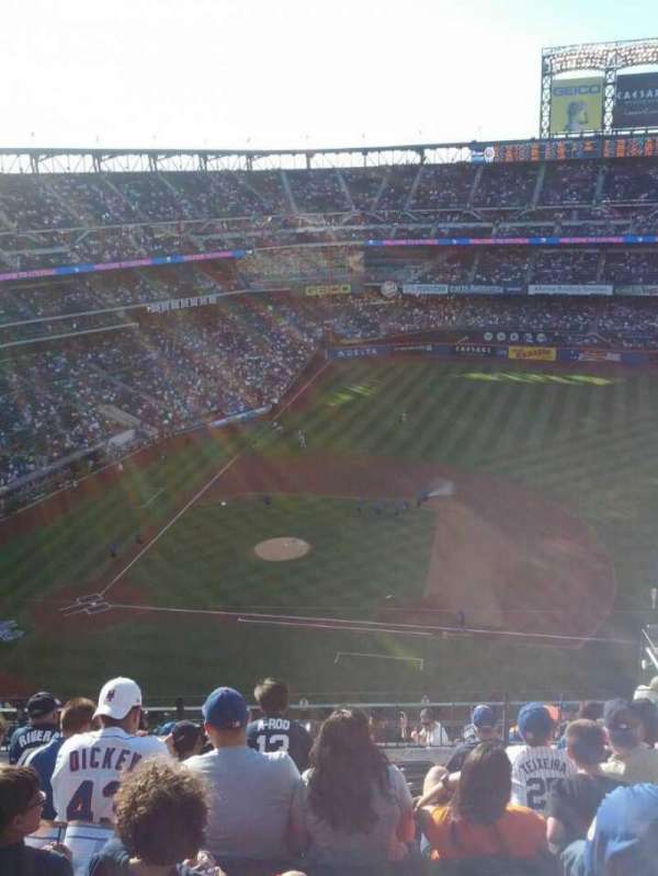 Citi Field, section: 507, row: 9, seat: 15